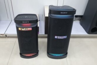 sony xp700 vs xv500